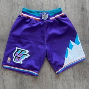 Mitchell & Ness Authentic NBA Shorts - Utah Jazz 1996-97